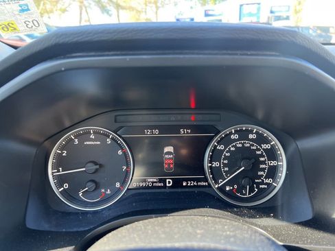 Used 2025 Mitsubishi Outlander SE image 3