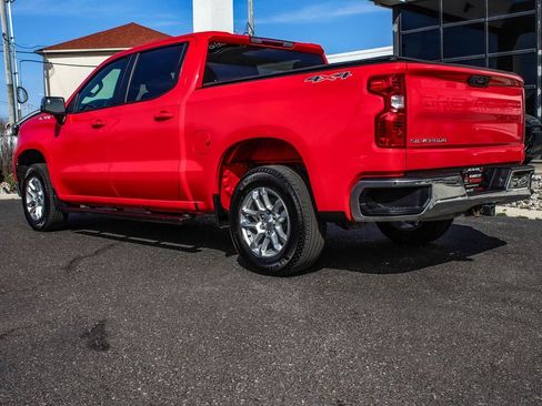 Used 2024 Chevrolet Silverado 1500 LT AWD/4WD image 4