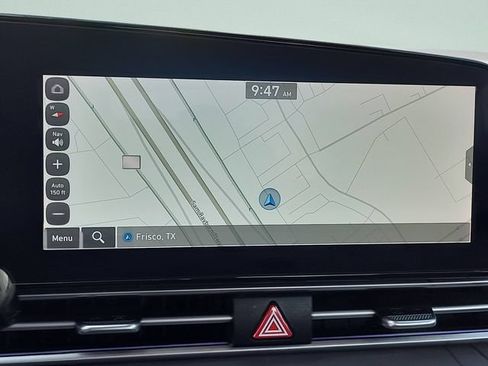 Used 2024 Hyundai Elantra SEL FWD image 15