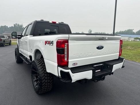 Used 2024 Ford F250 Lariat w/ Sport Appearance Package AWD/4WD image 3