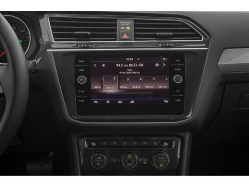 Used 2020 Volkswagen Tiguan SE w/ Panoramic Sunroof Package AWD/4WD image 7