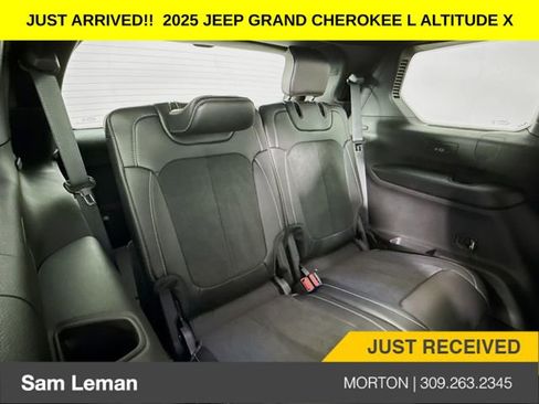 New 2025 Jeep Grand Cherokee L Altitude image 27