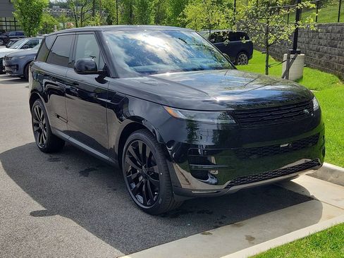New 2026 Land Rover Range Rover Sport SE AWD/4WD image 10