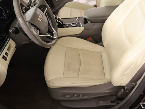 Used 2020 Cadillac XT6 Premium Luxury image 11