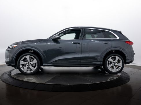 Certified 2025 Audi Q5 Premium Plus w/ Premium Plus image 6