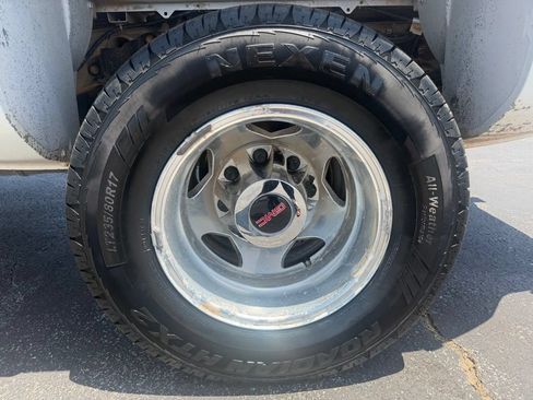 Used 2018 GMC Sierra 3500 Denali w/ Duramax Plus Package AWD/4WD image 14