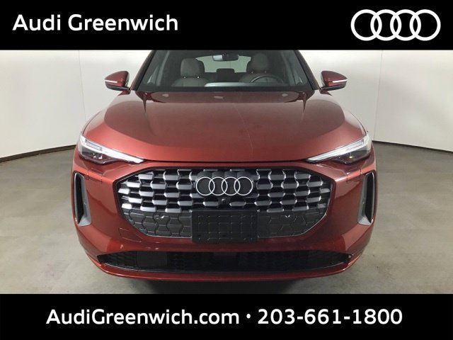 Certified 2025 Audi Q5 Premium Plus AWD/4WD image 2