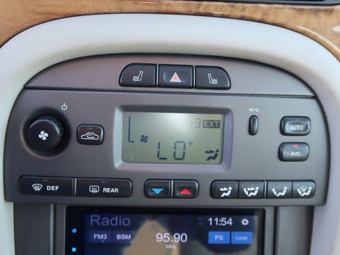 Used 2007 Jaguar X-TYPE 3.0 image 27