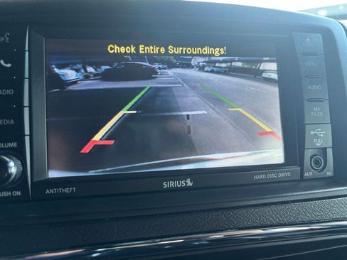 Used 2016 Dodge Grand Caravan R/T image 16