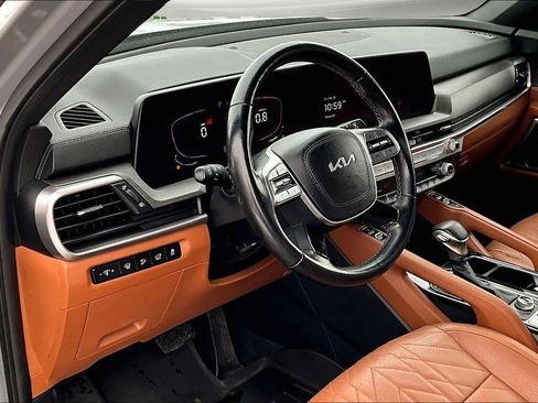 Used 2023 Kia Telluride EX X-Line image 17