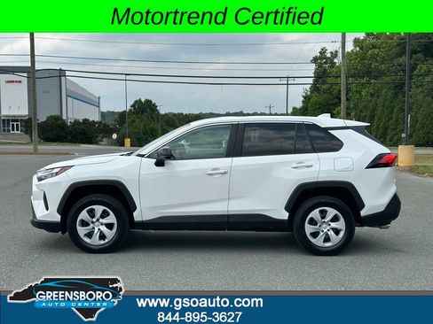 Used 2023 Toyota RAV4 LE FWD image 3