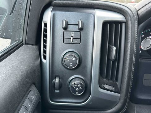 Used 2018 GMC Sierra 1500 SLT w/ SLT Premium Package image 30