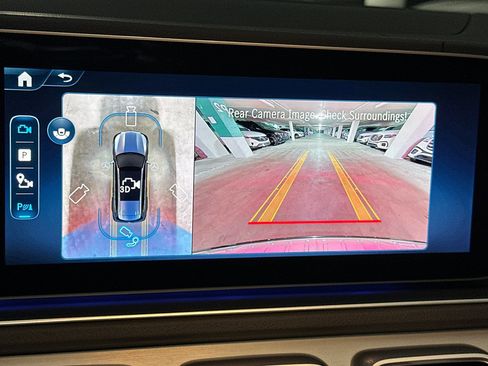 New 2025 Mercedes-Benz GLS 580 4MATIC image 10