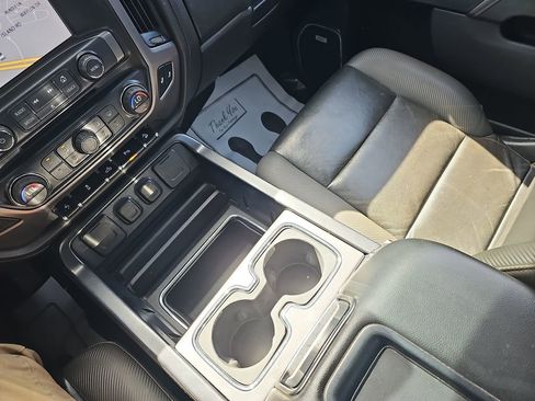 Used 2015 GMC Sierra 1500 SLT w/ All-Terrain Package image 28