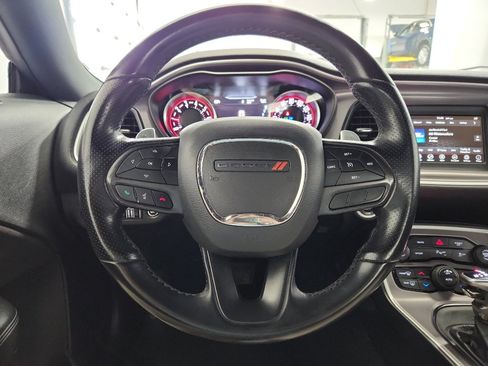 Used 2022 Dodge Challenger GT RWD image 11