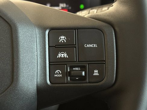 New 2026 Toyota RAV4 XSE AWD/4WD image 31