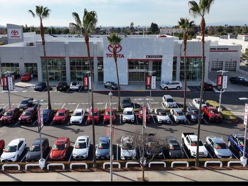 Used 2023 Subaru Outback Touring XT image 8