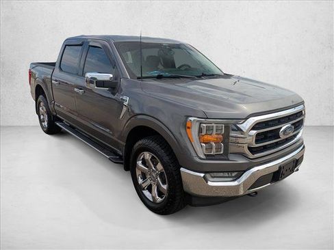 Used 2022 Ford F150 XLT w/ Equipment Group 302A High AWD/4WD image 3