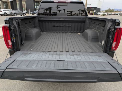 Used 2021 GMC Sierra 1500 Denali w/ Denali Premium Package image 22