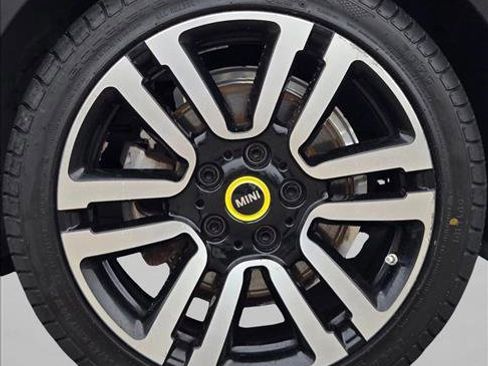 Certified 2023 MINI Cooper SE image 23