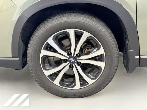 Used 2021 Subaru Forester Limited AWD/4WD image 32