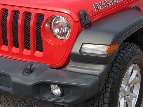 Certified 2021 Jeep Wrangler Unlimited Islander image 11