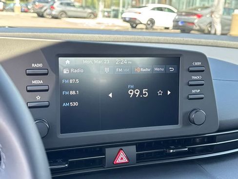 New 2026 Hyundai Elantra SEL Sport Premium FWD image 17