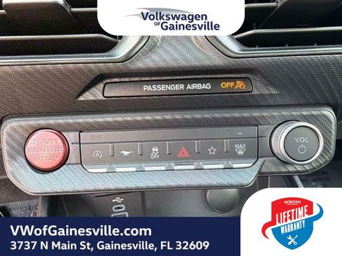 Used 2024 Ford Mustang Coupe RWD image 17