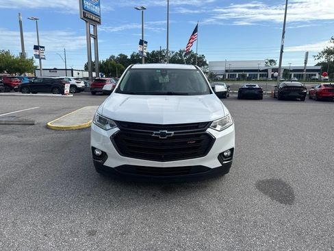 Certified 2021 Chevrolet Traverse RS w/ LPO, Cargo Package FWD image 2