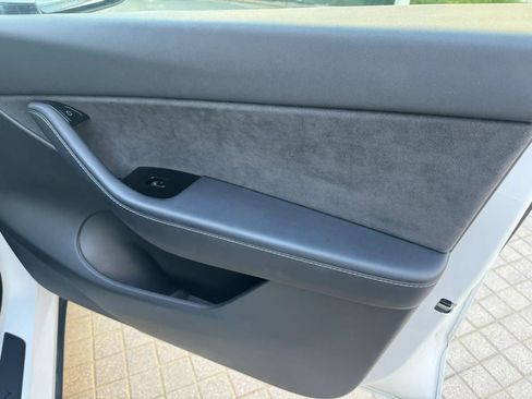 Used 2023 Tesla Model Y Long Range AWD/4WD image 20