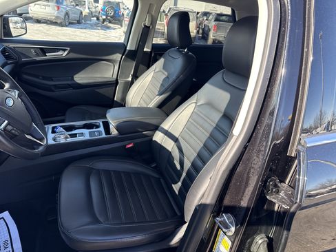 Used 2024 Ford Edge SEL w/ Convenience Package image 18