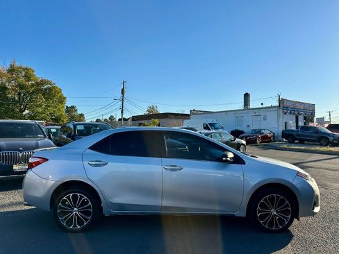 Used 2014 Toyota Corolla S Premium w/ Driver Convenience Package image 6