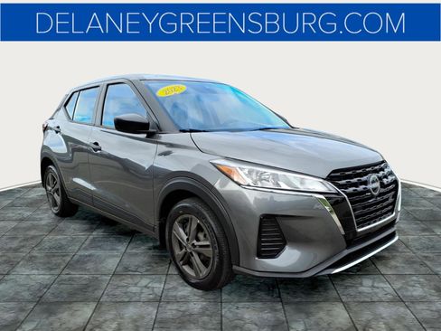 Used 2023 Nissan Kicks S FWD image 1