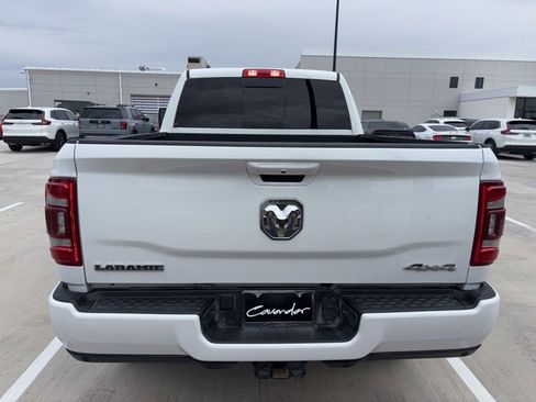 Used 2024 RAM 2500 Laramie AWD/4WD image 9