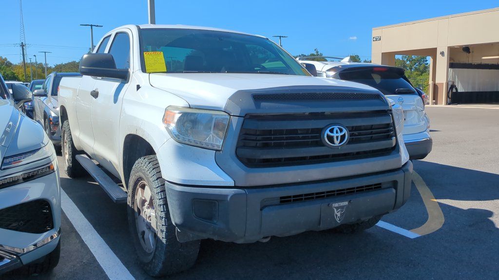 Used 2014 Toyota Tundra SR AWD/4WD image 2