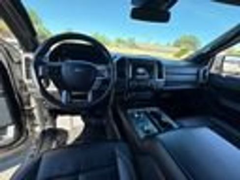 Used 2020 Ford Expedition Max XLT w/ Equipment Group 202A AWD/4WD image 20