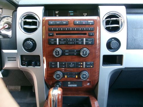 Used 2010 Ford F150 Lariat AWD/4WD image 18