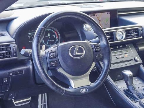 Used 2017 Lexus RC 200t image 14