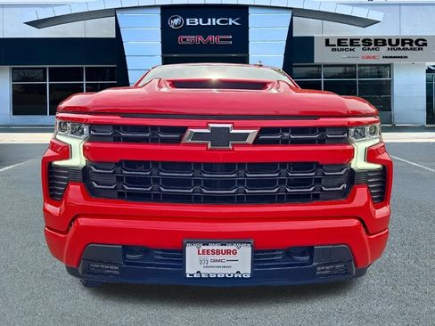Used 2023 Chevrolet Silverado 1500 RST w/ Convenience Package II AWD/4WD image 2
