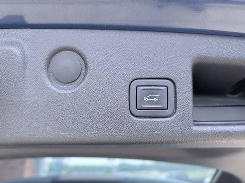 Used 2024 Chevrolet Equinox LT w/ LPO, Cargo Package FWD image 29