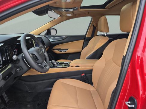 Certified 2025 Lexus NX 250 FWD w/ Accessory Package (Z1) image 13