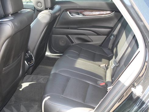 Used 2013 Cadillac XTS Premium FWD image 7