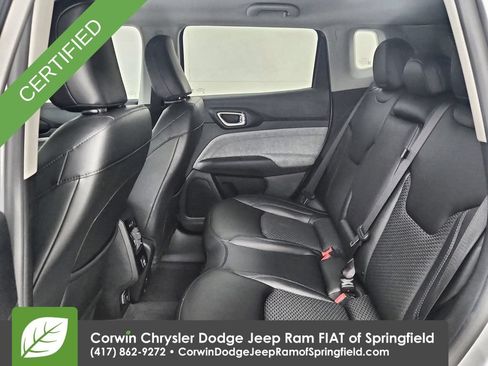 Certified 2022 Jeep Compass Latitude FWD image 12