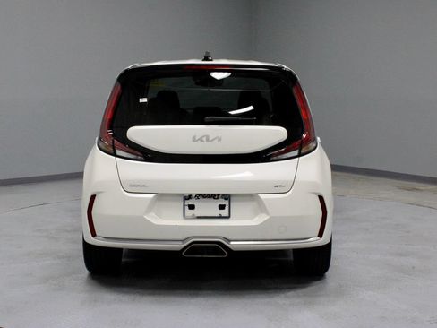 Used 2023 Kia Soul GT-Line FWD image 10