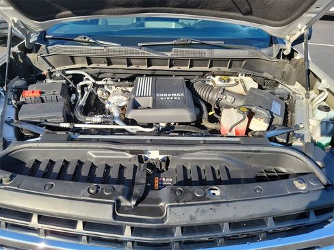 Used 2021 Chevrolet Silverado 1500 LT image 28