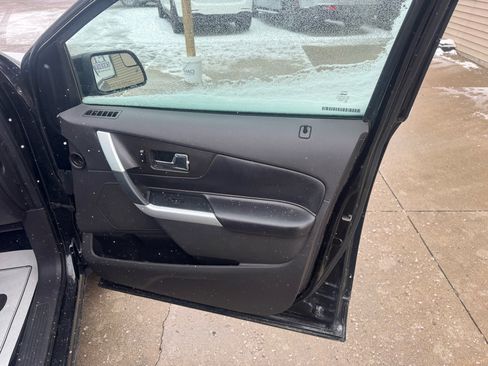 Used 2012 Ford Edge SEL image 16