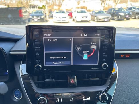 Used 2022 Toyota Corolla LE FWD image 23