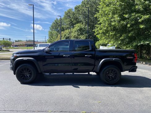 Used 2023 Chevrolet Colorado Trail Boss w/ Technology Package AWD/4WD image 6
