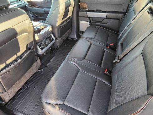 Used 2023 Ford F150 Lariat w/ FX4 Off-Road Package image 32