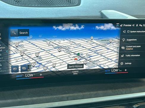 Used 2023 BMW X7 xDrive40i w/ Premium Package image 19